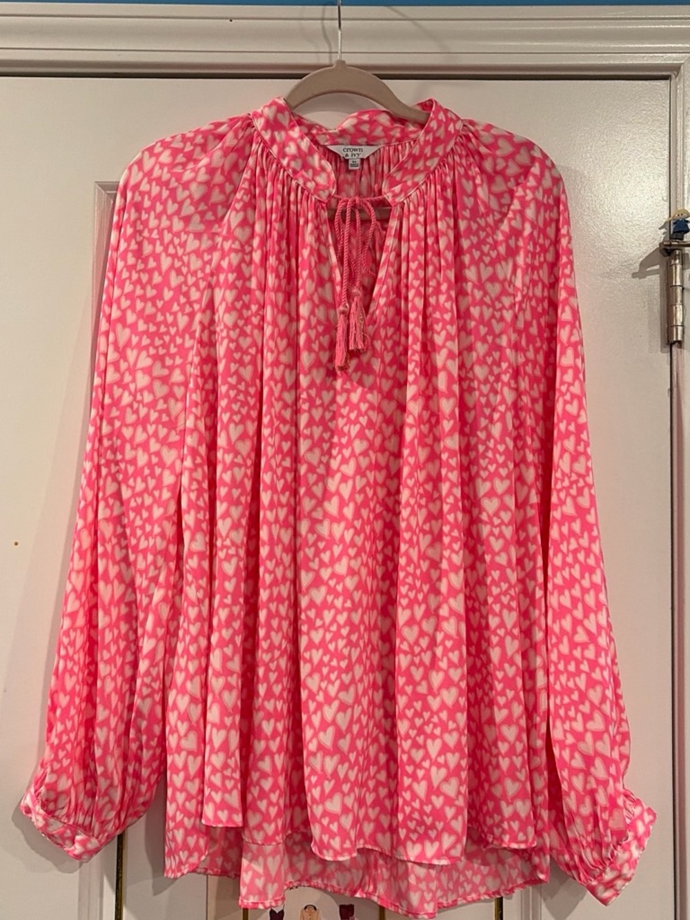 crown & ivy Pink Heart-Print Peasant Blouse